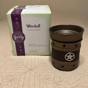 Retired Scentsy Marshall Full size Warmer 2010